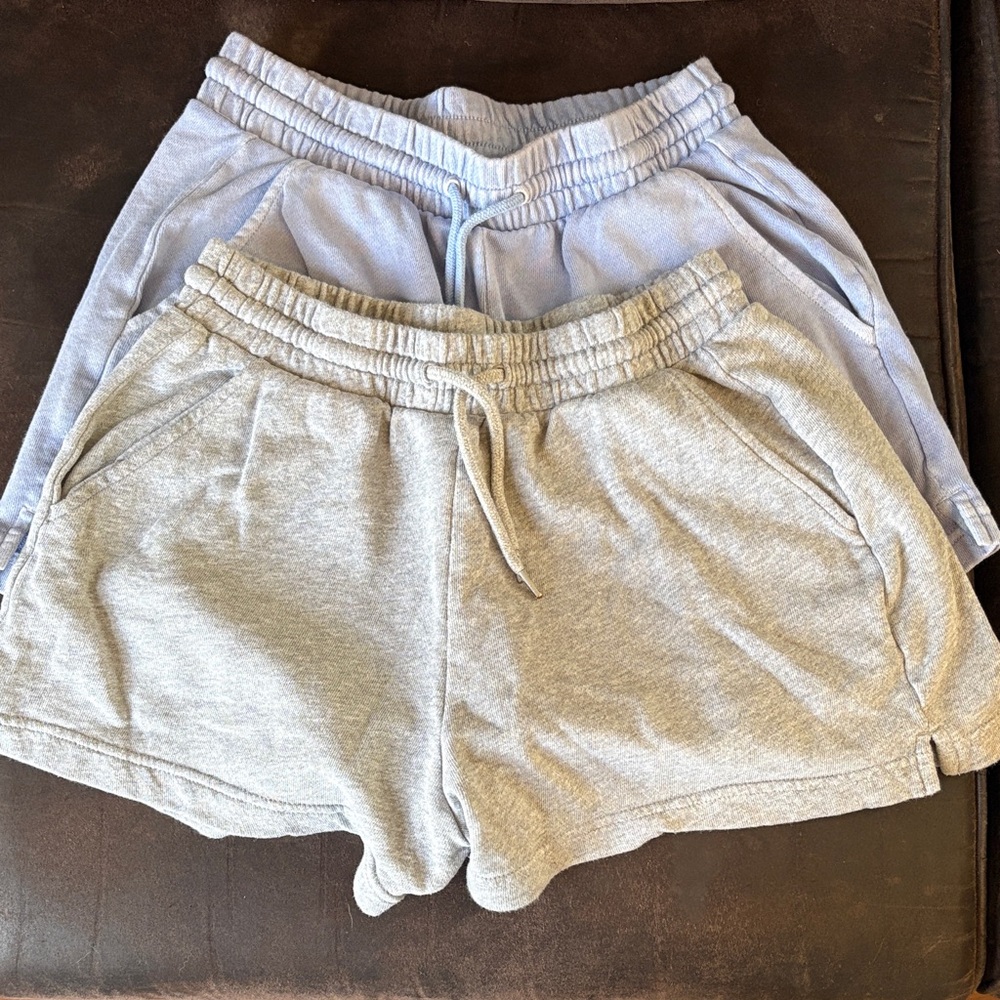 ❤️ Old Navy Terry Shorts in Gray and Light Blue